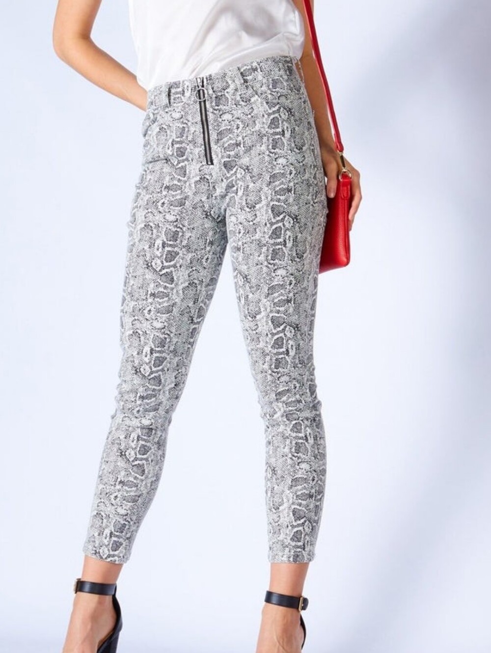 Sass NWT Femme Fatale Skinny Jeans in Snake Print sz 2 US